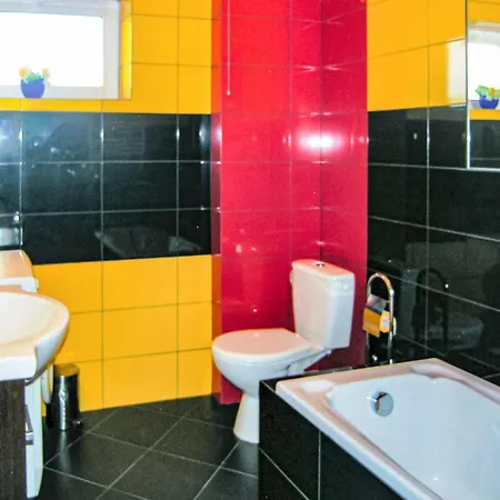 4 Bedroom Amazing In Apartment